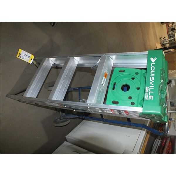 Louisville 4ft Aluminum Step Ladder