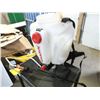 Image 1 : Chapin Back Pack Sprayer