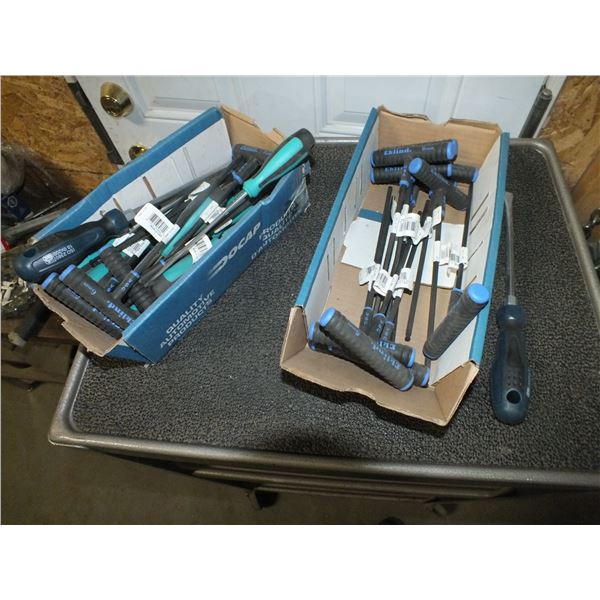 2 Boxes Of Mixed Screwdrivers