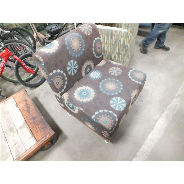 Couch & Chair Lot