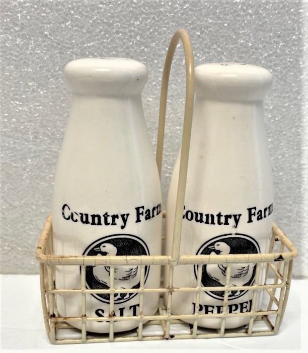 Country Farm Salt and Pepper Shakers