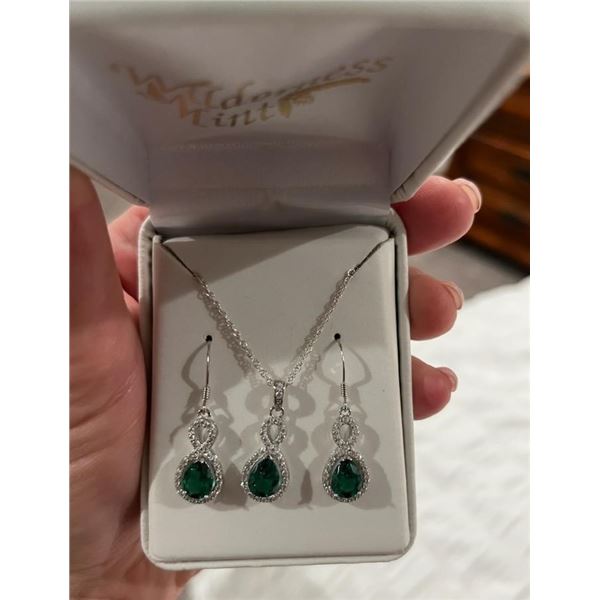 Emerald Green Necklace and Earrings set in Sterling Silver by Wilderness Mint