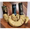 Image 1 : Bighorn Sheep Horn Wine Rack and Wine