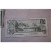 Image 8 : 1954 1 and 2 Dollar Bills + 1979 20 Dollar Bill