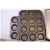 Image 2 : (8) Assorted Pans + Ladle