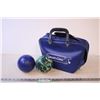 Image 1 : (2) 5-Pin Bowling Balls and Bag