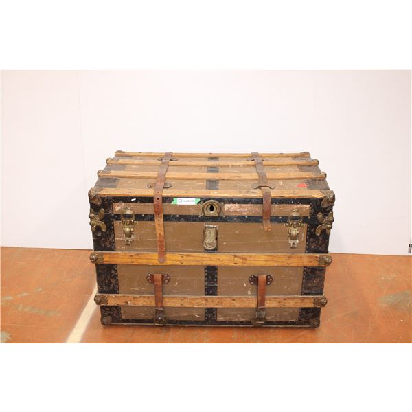 * Steamer Trunk