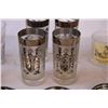 Image 3 : (4) Metal Coasters + Assorted Glassware