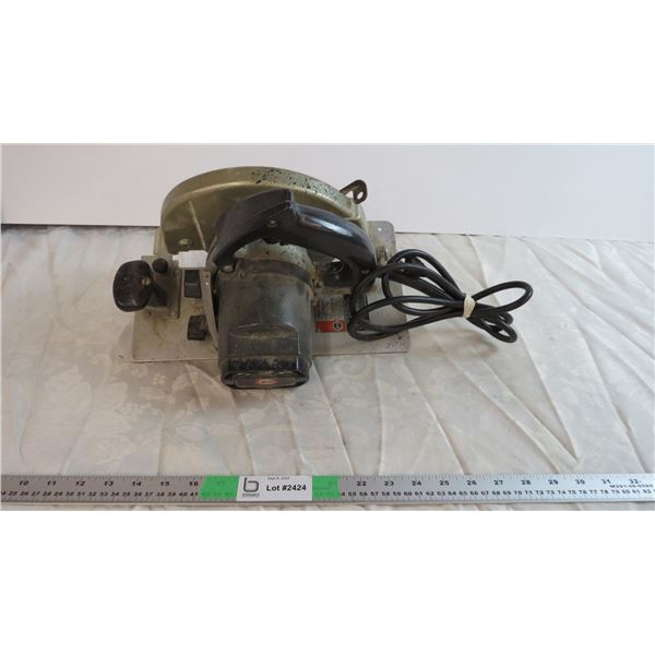 Black and Decker Corded Circular Saw