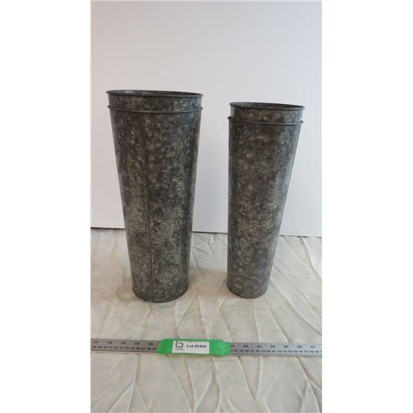 *(4) Aluminum Vases