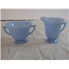 Image 4 : Blue Delphite Pyrex Cream and Sugar