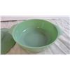 Image 3 : Jadeite Fire King Casserole Dish and lid