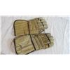 Image 2 : Vintage Hockey gloves