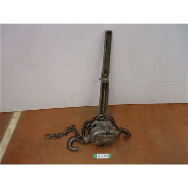 * 1.5 Ton Lever Hoist