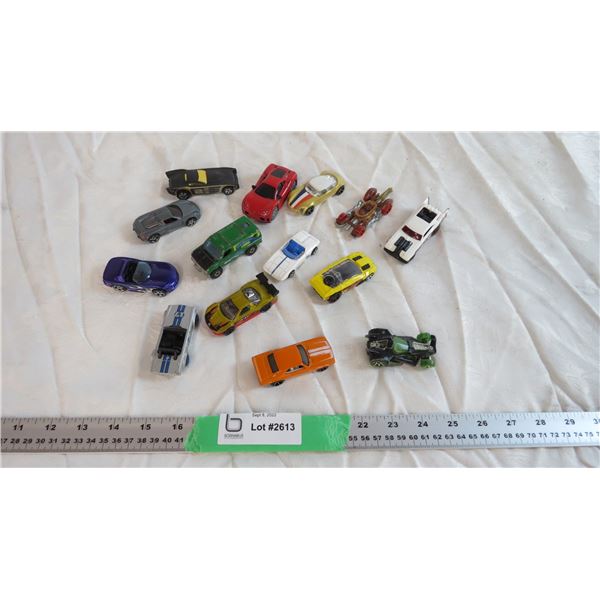 (14) Ferrari, Baja Breaker, and assorted Hot Wheels