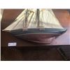 Image 2 : Model Sailboat - No Stand