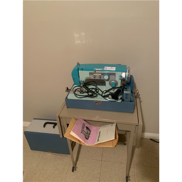 Vintage Kenmore Buttonhole Zigzag Model 68 Sewing Machine - Pristine Condition - w/ Sewing Table