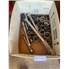 Image 1 : 18" Breaker Bar w/ 3/4" Drive, 20" Ratchet Handle 3/4" Drive, and Assorted Sockets