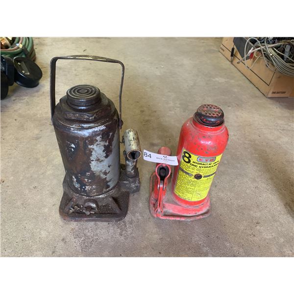 2 x Hydraulic Jacks