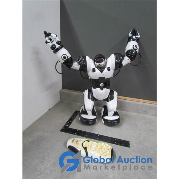 WowWee Robosapien Programmable Robot Working wowwee-robosapien-programmable-robot-working