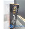 Image 10 : Twilight, Trivia Pursuit and Fact or Crap Games