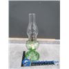 Image 3 : **Uranium Glass Lamp