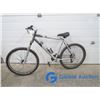 Image 1 : Men's 26" Raleigh Silver MOuntain Bike