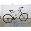Image 2 : Men's 26" Raleigh Silver MOuntain Bike
