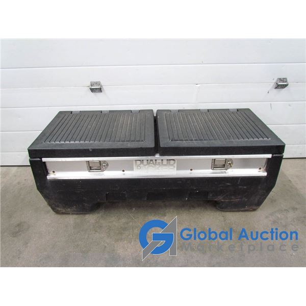 **Duel-Lid Packer Tool Truck Box w/Key