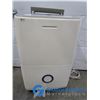 Image 3 : **Fridgidaire Dehumidifier