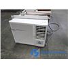 Image 1 : Window Air Conditioner