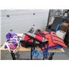 Image 1 : (5) Assorted Life Jackets