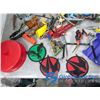 Image 14 : Assorted Toy Figures Parts