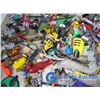 Image 18 : Assorted Toy Figures Parts