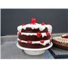 Image 2 : Decorative Cake and Pie Dish Covers