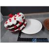 Image 7 : Decorative Cake and Pie Dish Covers