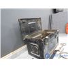 Image 9 : Ammo box