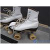 Image 2 : Vintage Roller Skates