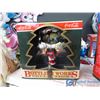 Image 16 : **Assorted Chrismas Decorations