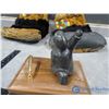 Image 3 : Mukluks and Pen Holder