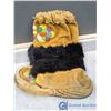 Image 8 : Mukluks and Pen Holder