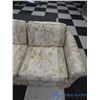 Image 2 : **Vintage Love Seat