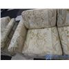 Image 4 : **Vintage Love Seat