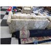 Image 9 : **Vintage Love Seat