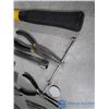 Image 5 : Hammer, Pliers, etc