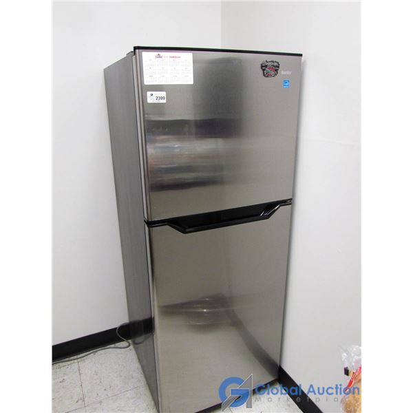 **Stainless Steel Fridge/Freezer