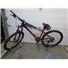 Image 2 : 27.5" Men's DiamondBack Mountian Bike - Red