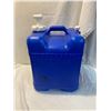 Image 1 : Water container