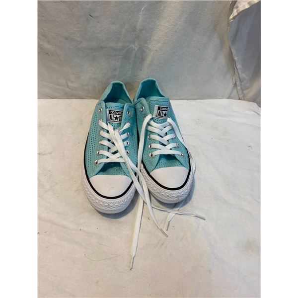Converse size 8