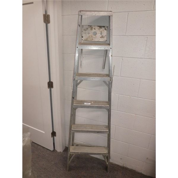 6ft Alum step ladder